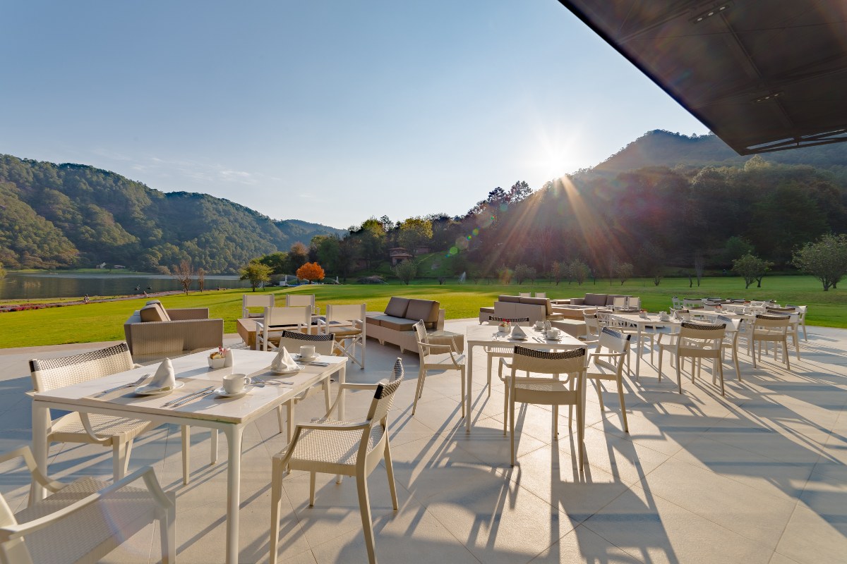 La Terraza, restaurante en Sierra Lago