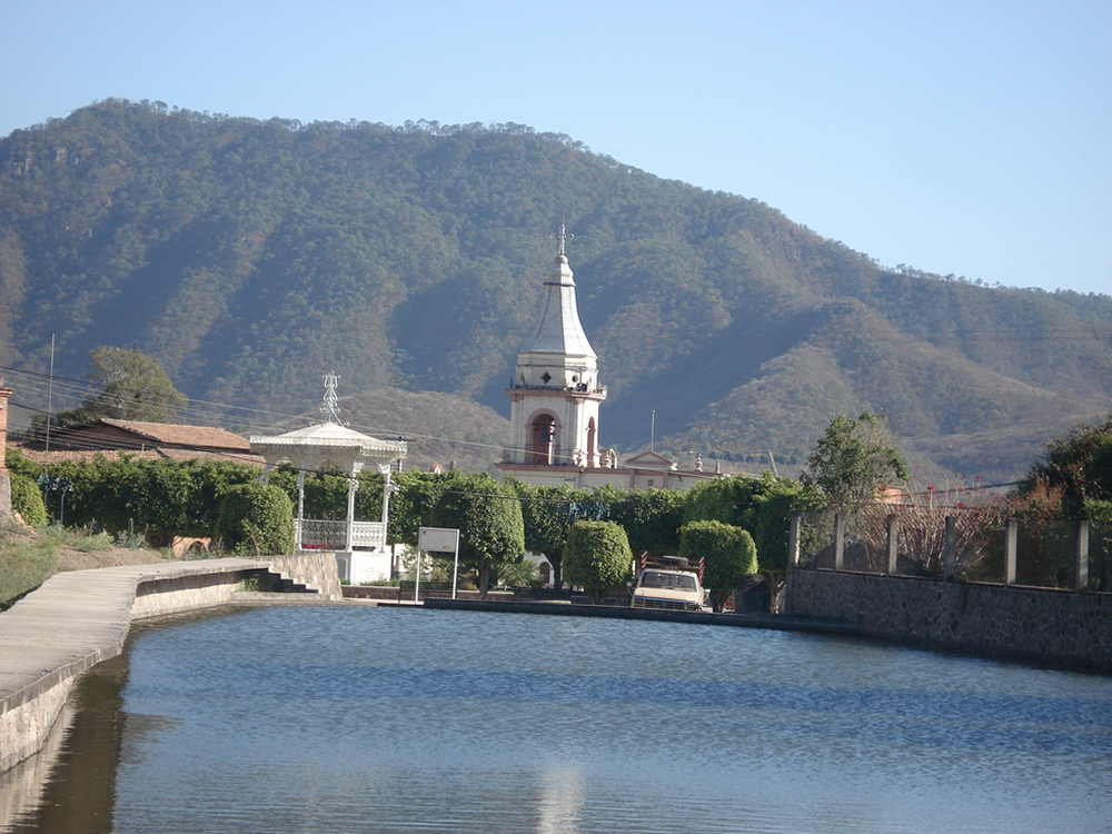 Sitios de interés cerca de Sierra Lago