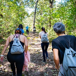 Caminata por la montaña en Sierra Lago Resort Mascota Jalisco