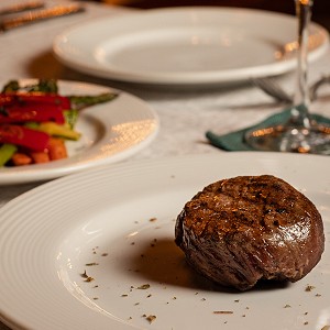 Comida Gourmet a la carta en Sierra Lago Resort Spa Mascota Jalisco