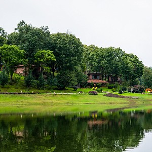 Cabañas-Lago