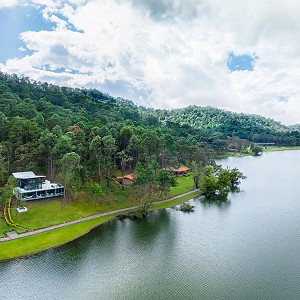 sierra-lago-resort-foto-aerea-lago3